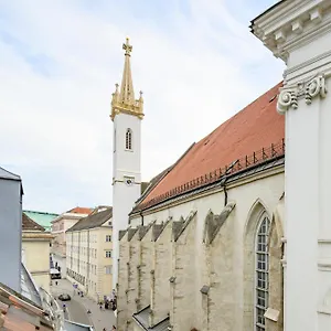 Palais Palffy Suits Apartman