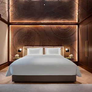 5* מלון Almanac Palais